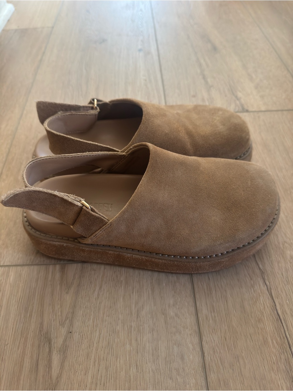 Men's Suede Slingback Clogs in Tan